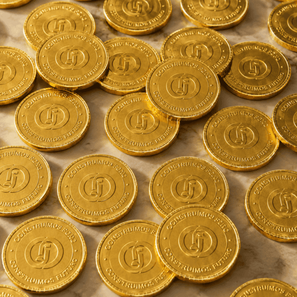 Relieve Cacao · Monedas de chocolate personalizadas para empresas