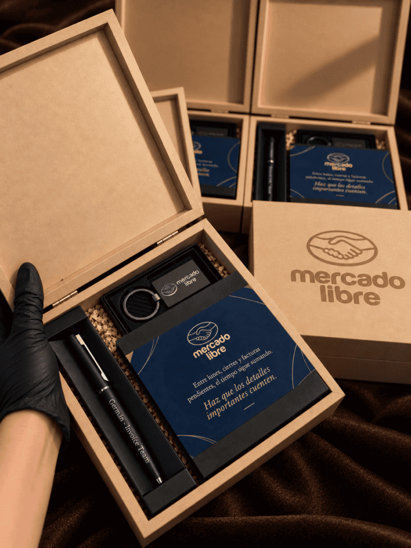 Regalos corporativos Mercado Libre(2) Distinción Ejecutiva · Bombones personalizados para empresas