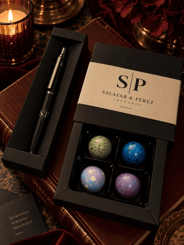 Set Signature · Bombones y lapicero personalizado para empresas